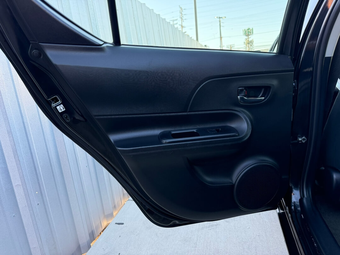 2016 Toyota Prius C Three