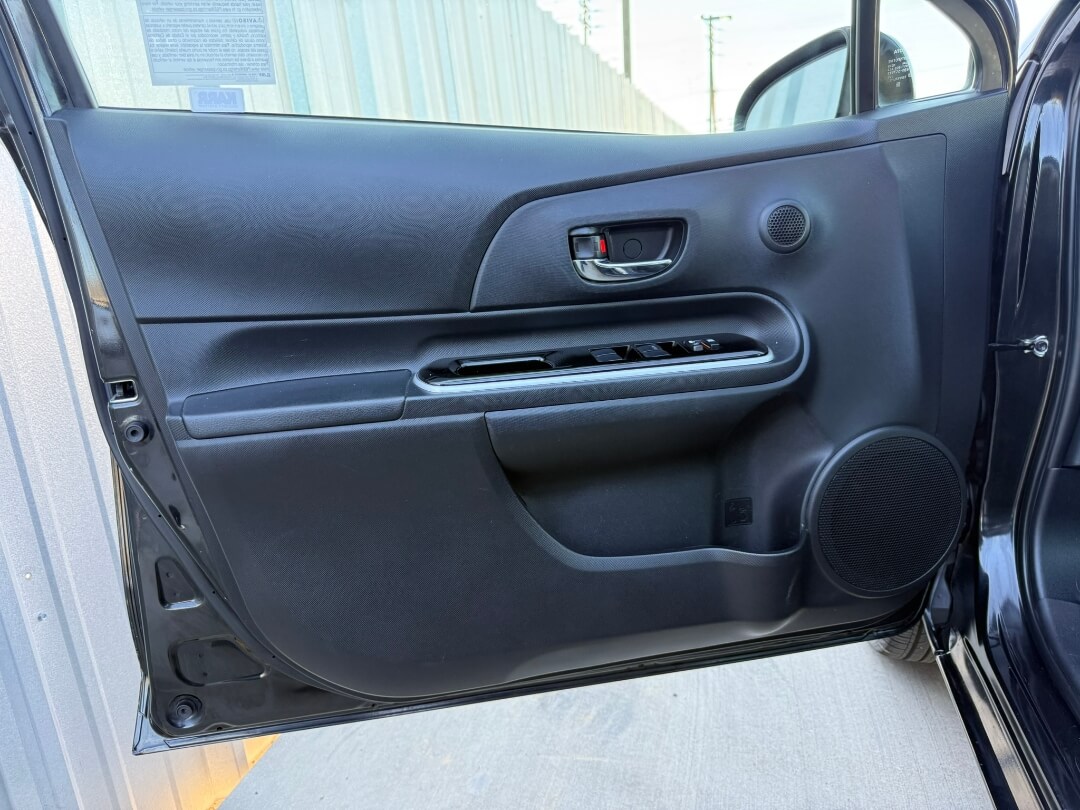 2016 Toyota Prius C Three