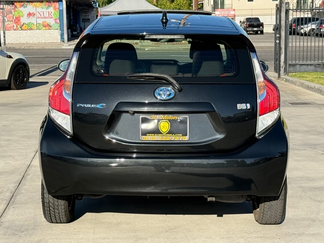 2016 Toyota Prius C Three