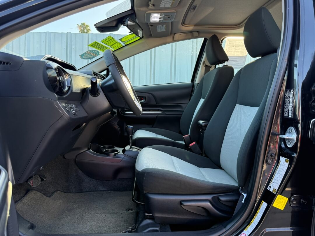 2016 Toyota Prius C Three