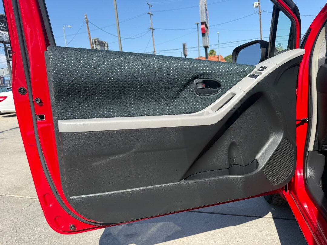 2007 Toyota Yaris Base