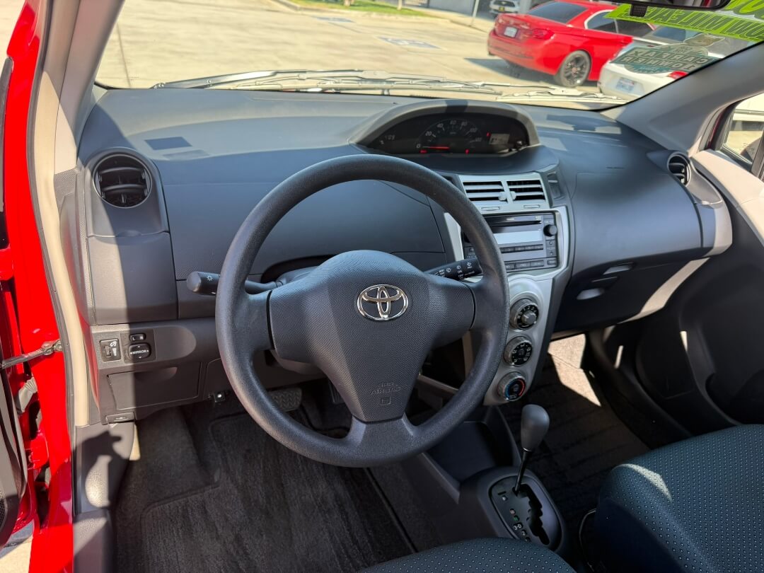 2007 Toyota Yaris Base