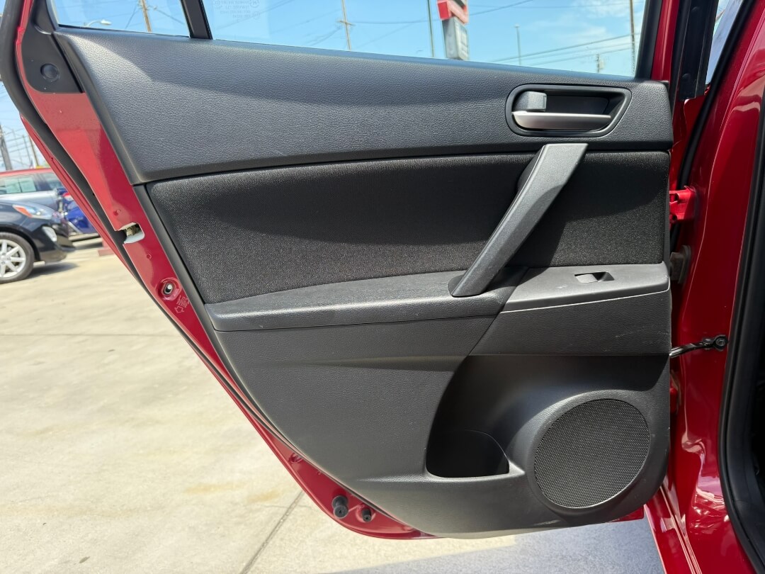 2013 Mazda Mazda3 I Touring