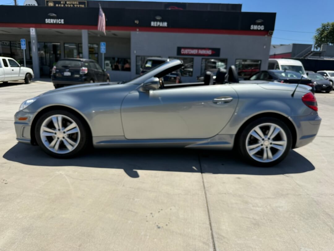 2011 Mercedes-Benz SLK SLK 300