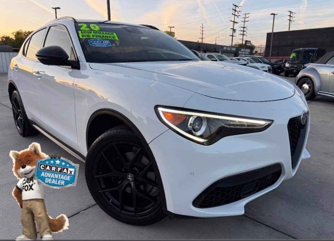 2020 Alfa Romeo Stelvio Sport