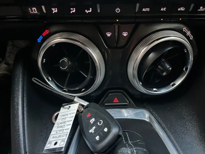 2023 Chevrolet Camaro 1LT - Photo 10