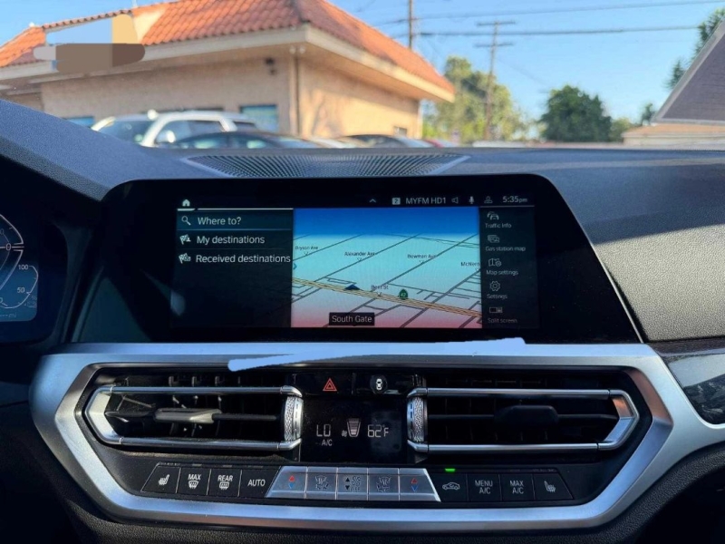 2022 BMW 3 Series 330e - Photo 14