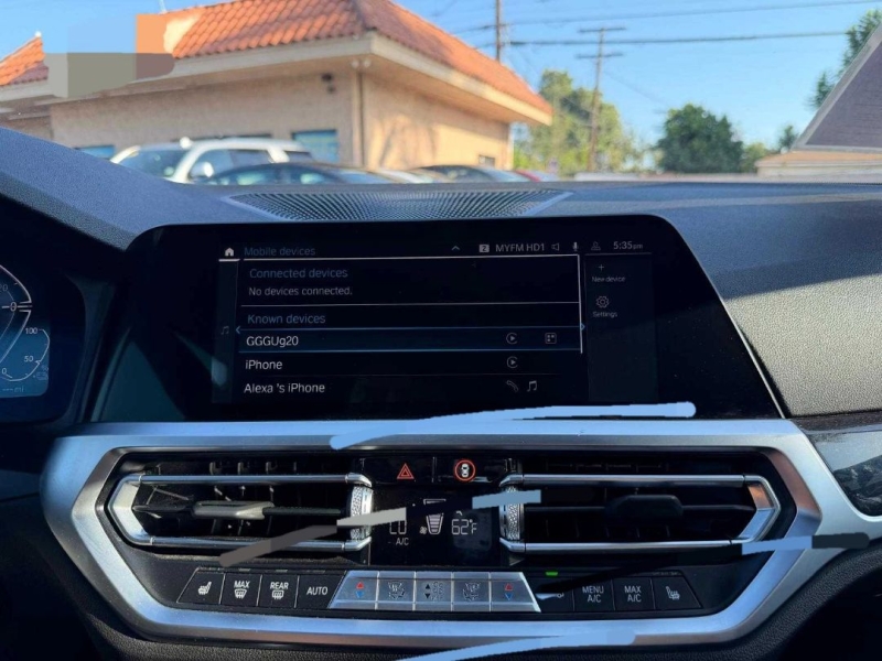 2022 BMW 3 Series 330e - Photo 13