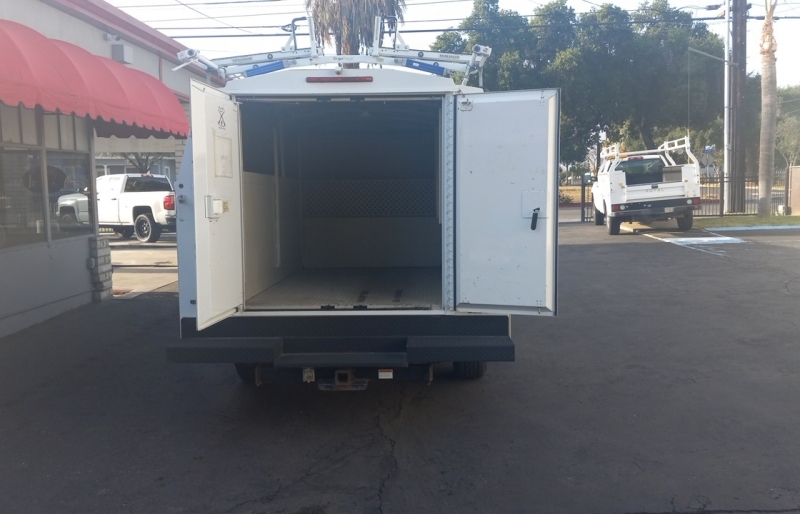 2013 Chevrolet Express G3500 - Photo 14