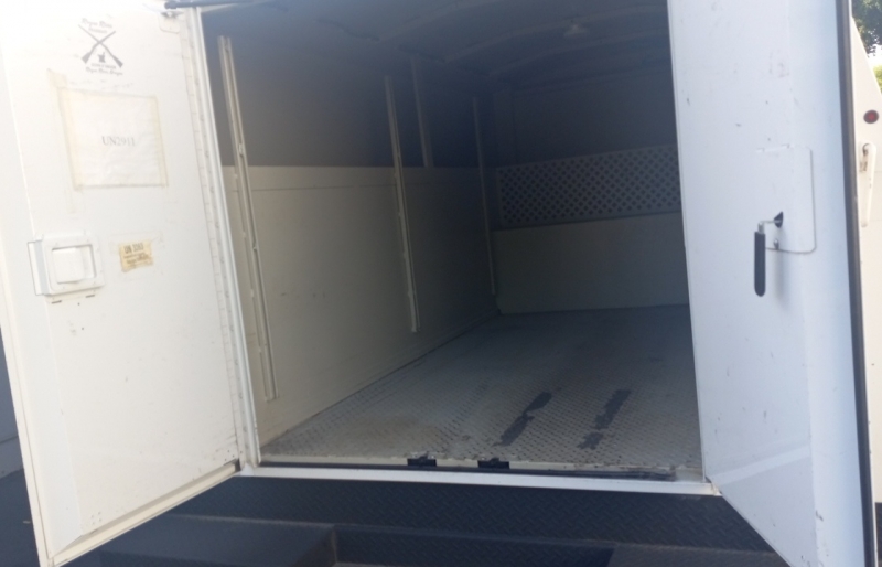 2013 Chevrolet Express G3500 - Photo 13
