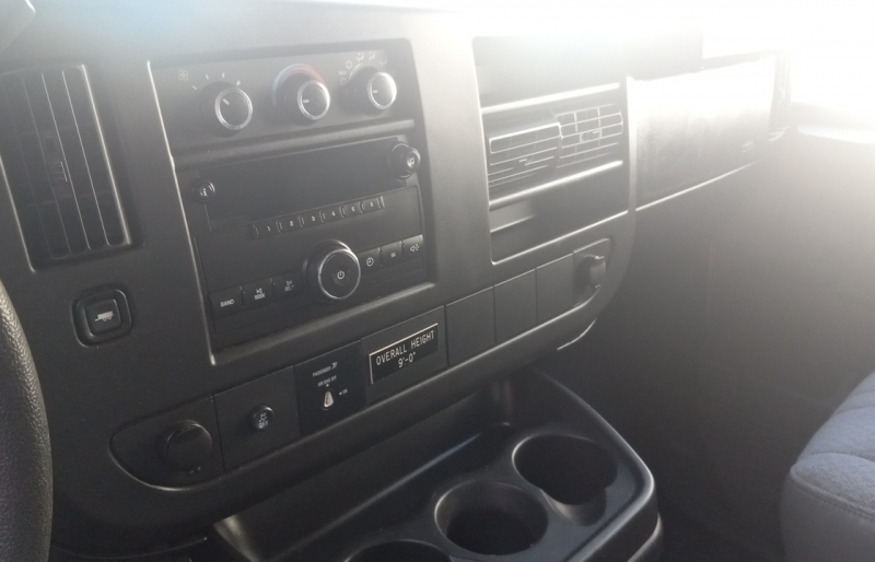 2013 Chevrolet Express G3500 - Photo 19