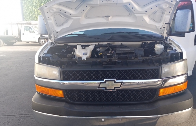 2013 Chevrolet Express G3500 - Photo 26
