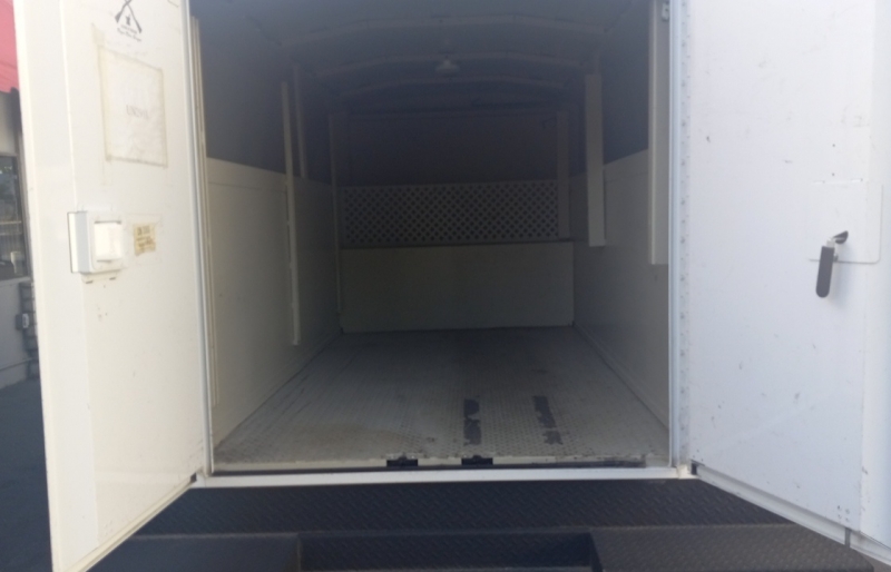 2013 Chevrolet Express G3500 - Photo 11