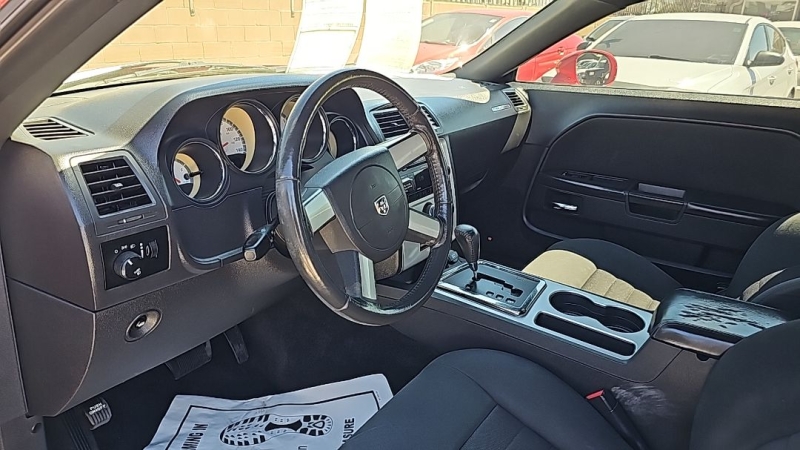 2010 Dodge Challenger SE - Photo 10