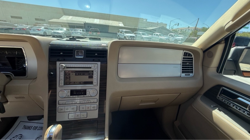2008 Lincoln Navigator Luxury - Photo 22