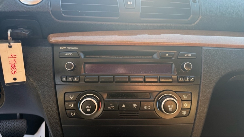 2009 BMW 1 Series 128i - Photo 16