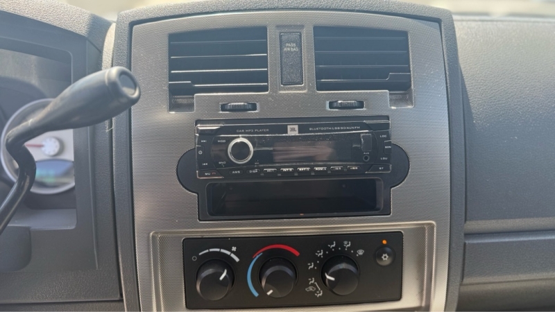 2006 Dodge Dakota SLT - Photo 18