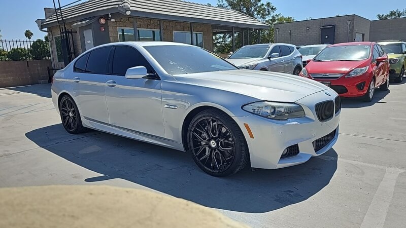 2013 BMW 5 Series 550i