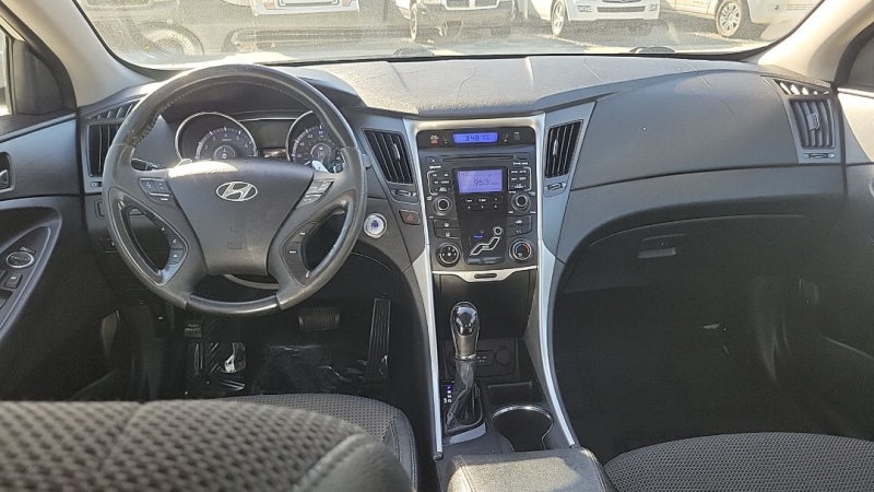 2011 Hyundai SONATA SE