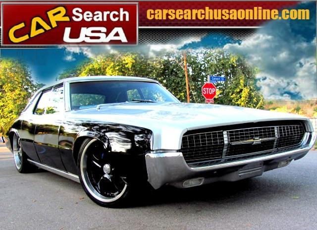 1967 Ford THUNDERBIRD