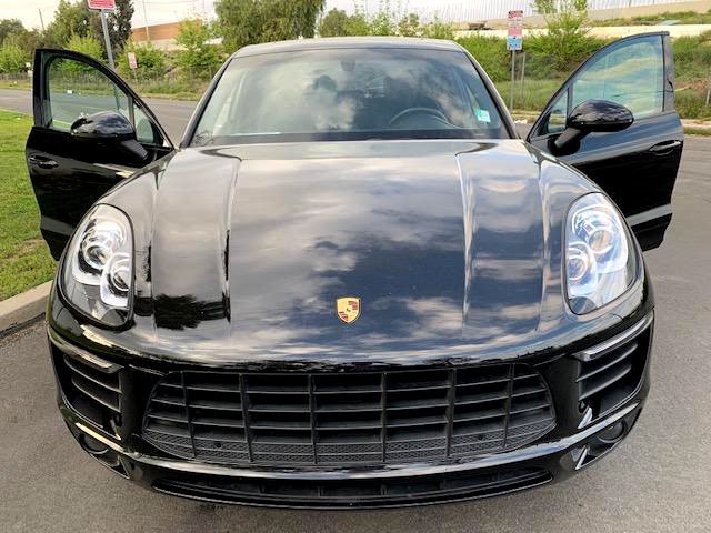 2016 Porsche Macan S's photo
