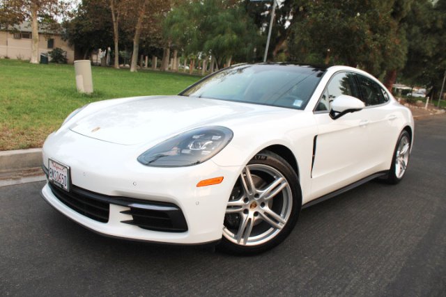 2020 Porsche Panamera 4's photo