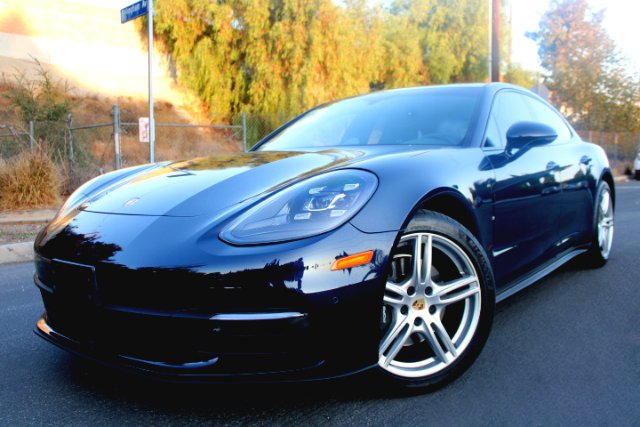2017 Porsche Panamera Base