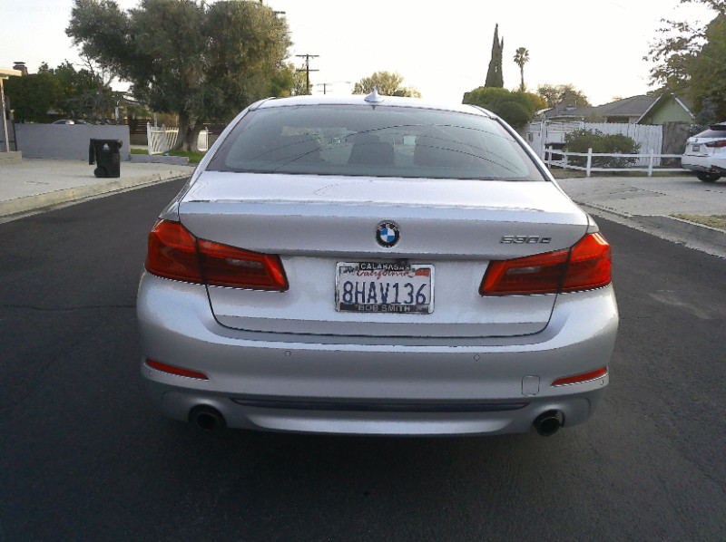 2019 BMW 5 Series 530e - Photo 7