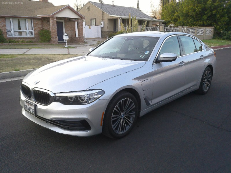 2019 BMW 5 Series 530e - Photo 10