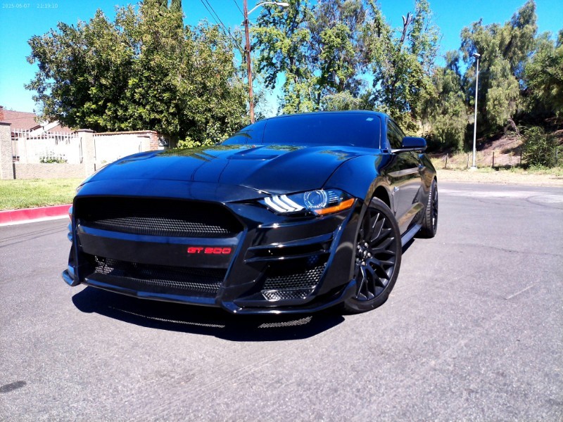 2019 Ford Mustang GT Convertible Premium's photo