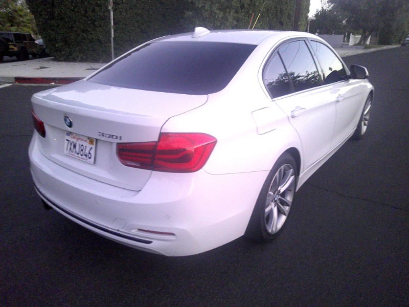 2017 BMW 3 Series 330i - Photo 25