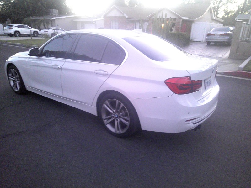 2017 BMW 3 Series 330i - Photo 8