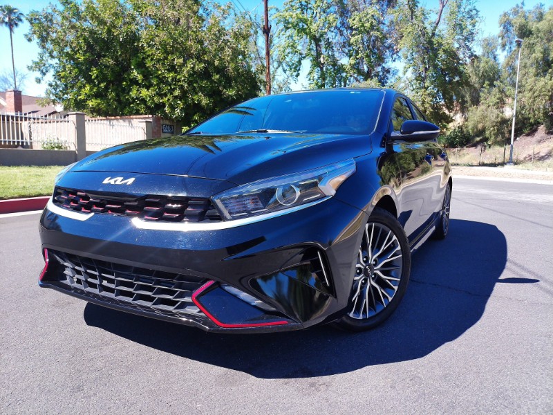 2023 Kia Forte GT-Line AT's photo