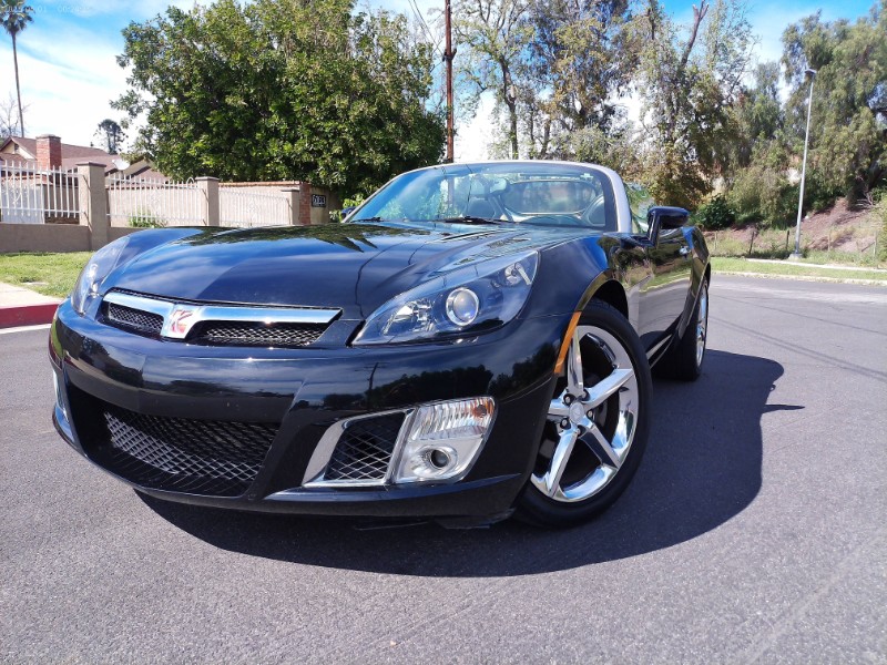 2008 Saturn Sky Red Line