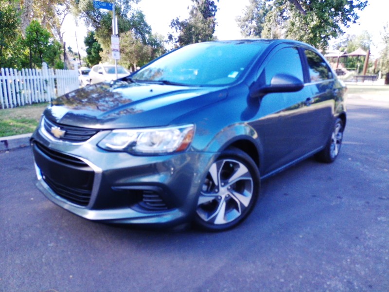 2019 Chevrolet Sonic Premier Auto