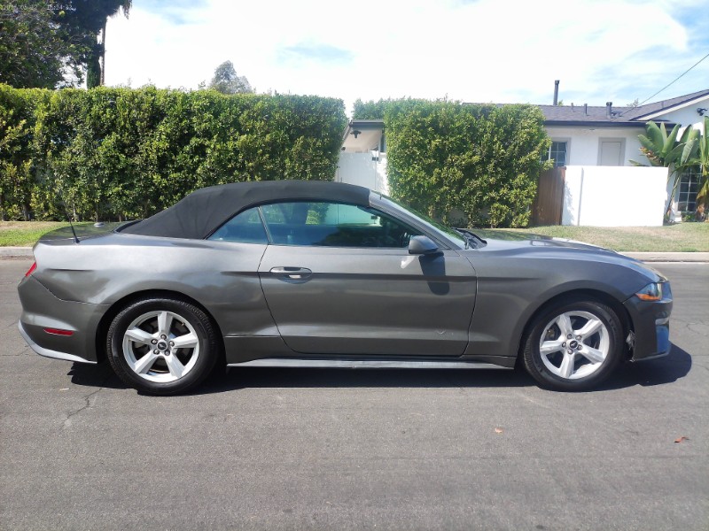 2019 Ford Mustang EcoBoost