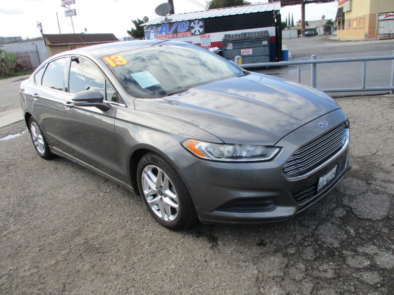 2013 Ford Fusion SE