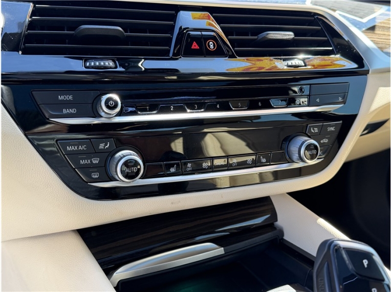 2020 BMW 5 Series 530i Sedan 4D
