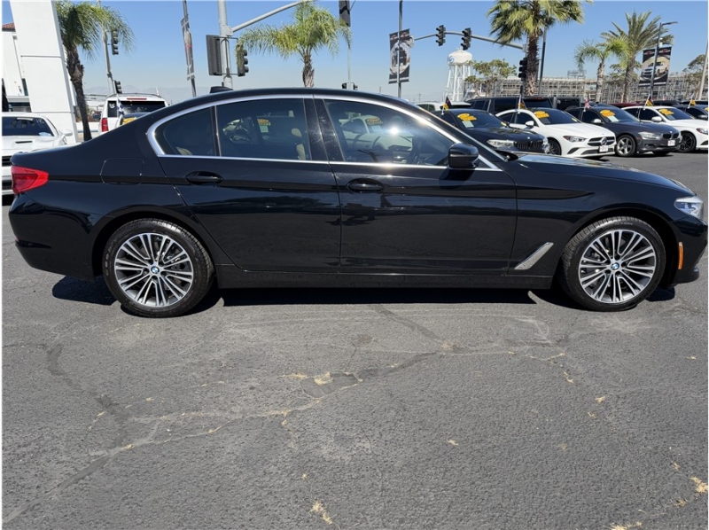 2020 BMW 5 Series 530i Sedan 4D