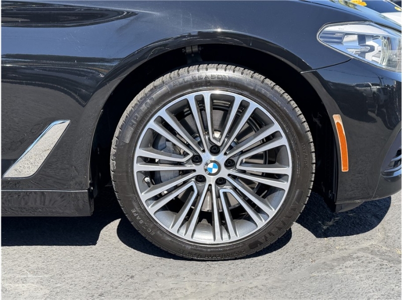 2020 BMW 5 Series 530i Sedan 4D