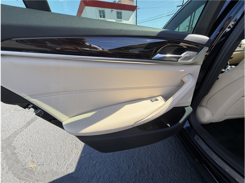2020 BMW 5 Series 530i Sedan 4D