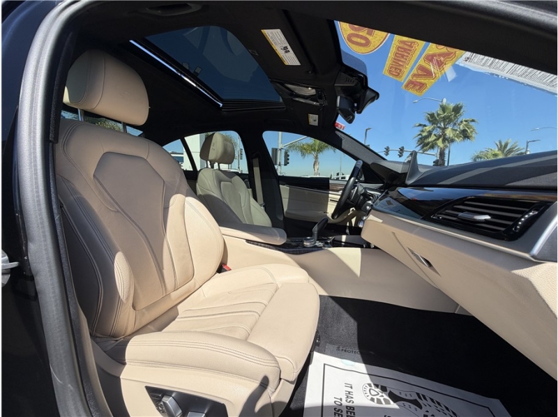 2020 BMW 5 Series 530i Sedan 4D