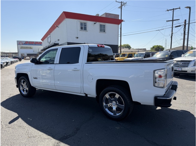 2018 Chevrolet Silverado 1500 Crew Cab LT Pickup 4D 5 3/4 ft