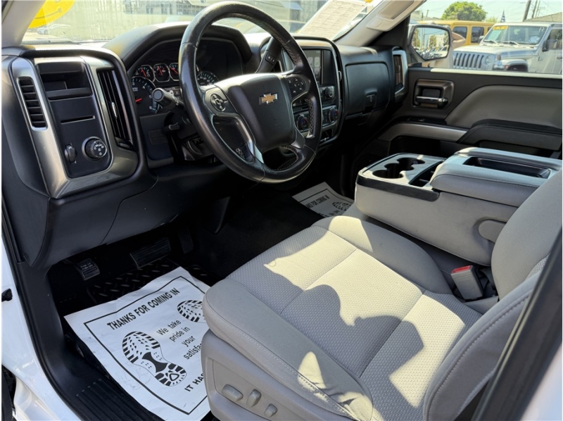 2018 Chevrolet Silverado 1500 Crew Cab LT Pickup 4D 5 3/4 ft