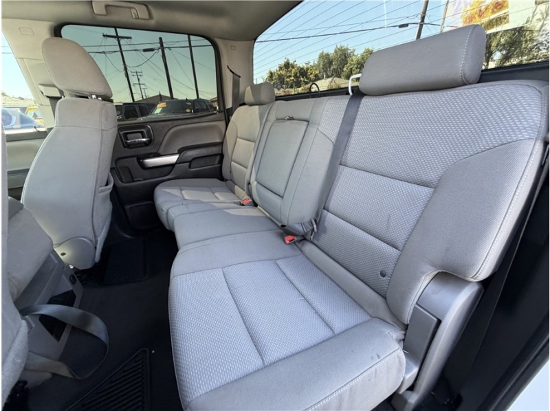 2018 Chevrolet Silverado 1500 Crew Cab LT Pickup 4D 5 3/4 ft