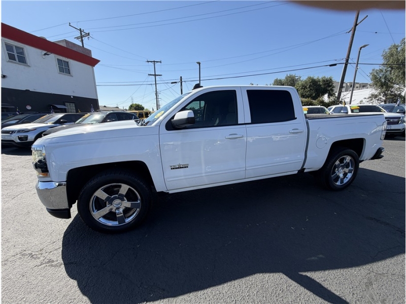 2018 Chevrolet Silverado 1500 Crew Cab LT Pickup 4D 5 3/4 ft