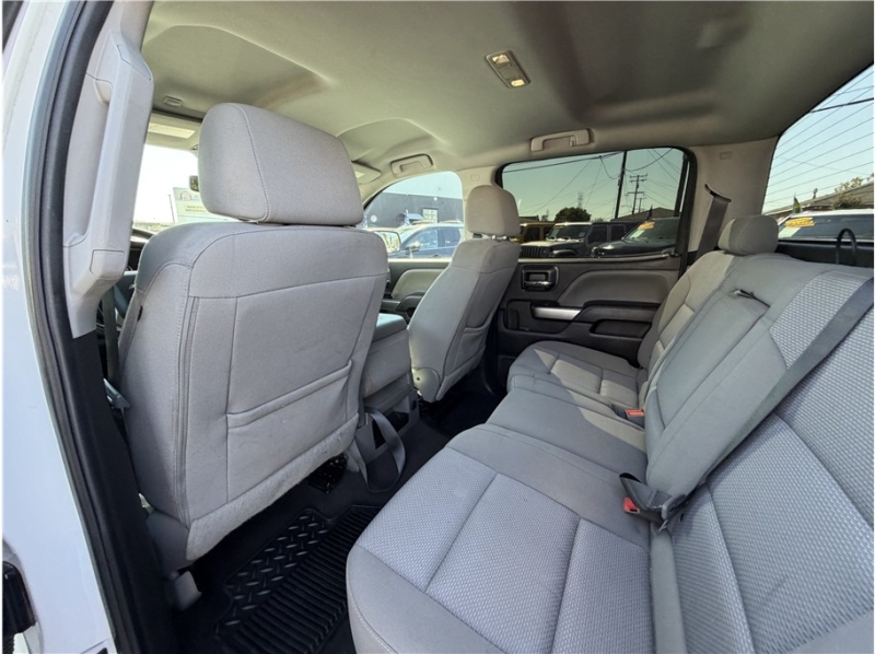 2018 Chevrolet Silverado 1500 Crew Cab LT Pickup 4D 5 3/4 ft