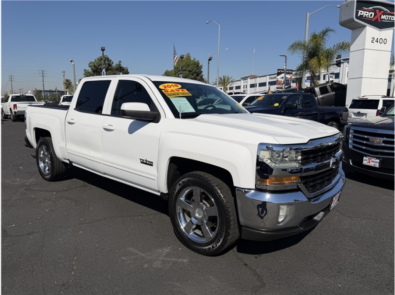 2018 Chevrolet Silverado 1500 Crew Cab LT Pickup 4D 5 3/4 ft