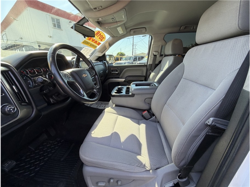 2018 Chevrolet Silverado 1500 Crew Cab LT Pickup 4D 5 3/4 ft