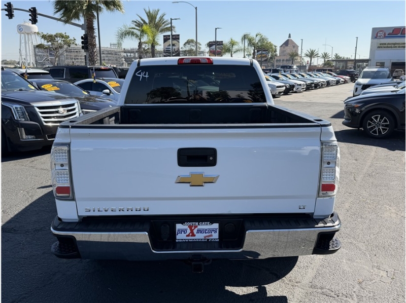 2018 Chevrolet Silverado 1500 Crew Cab LT Pickup 4D 5 3/4 ft